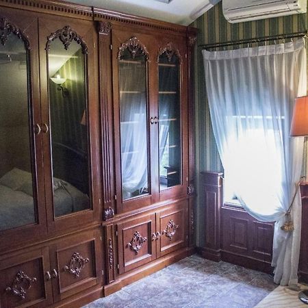 Апарт-Отель "Костанди" オデッサ エクステリア 写真